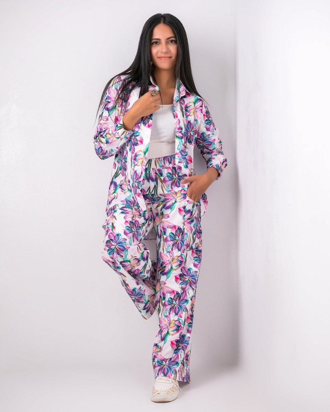 Comfy Set : Chemise & Pant - Lily Colorful Floral on White – jovlyeg